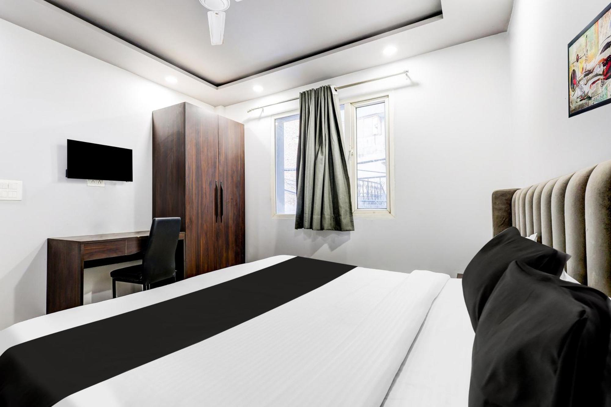 Hotel Super Collection O Shalimar Bagh Delhi  Esterno foto